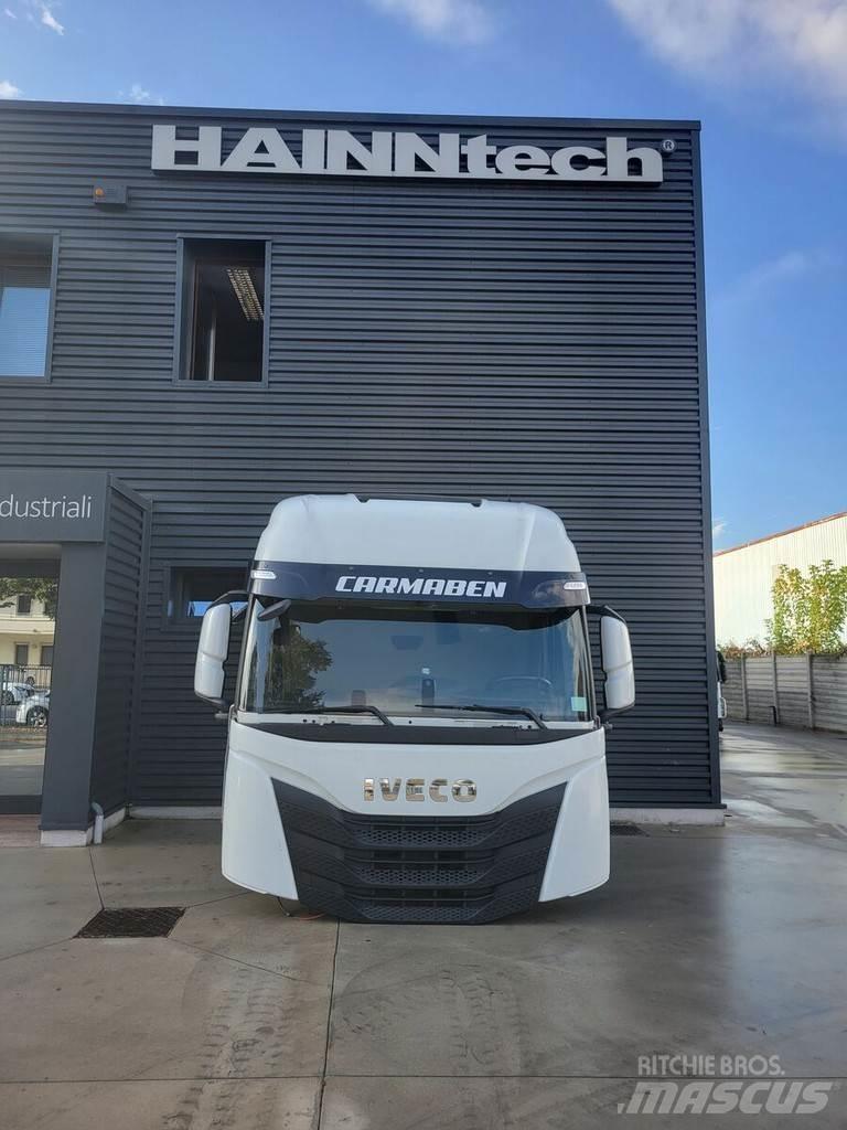 Iveco S-WAY Cabine si interior