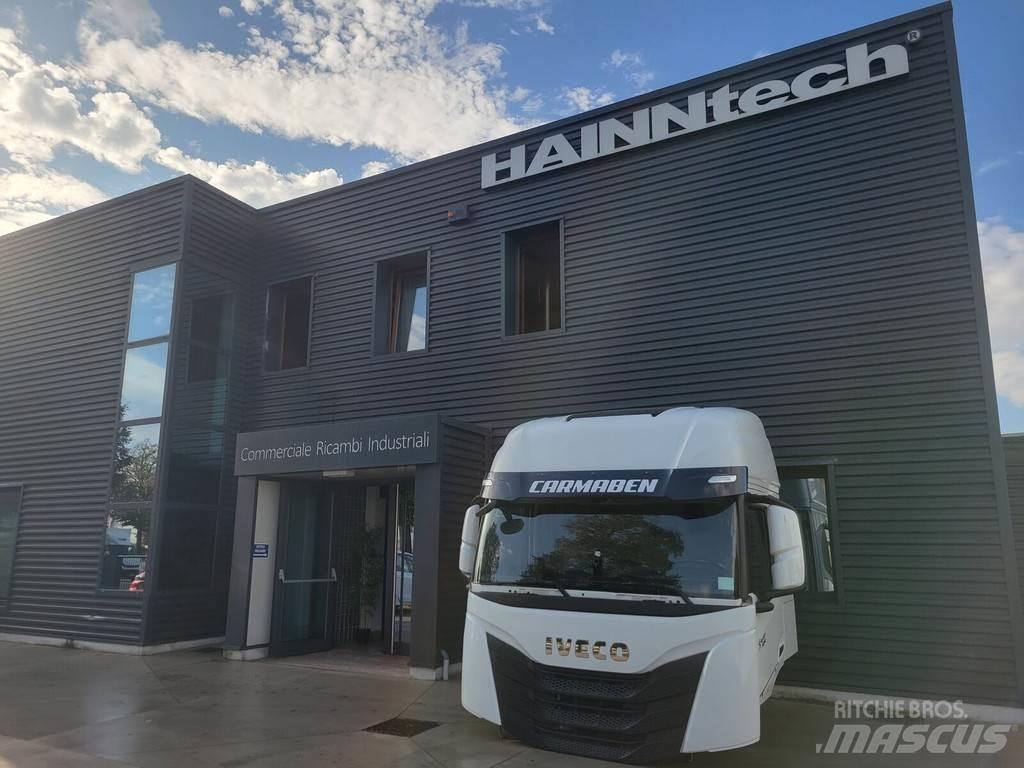 Iveco S-WAY Cabine si interior