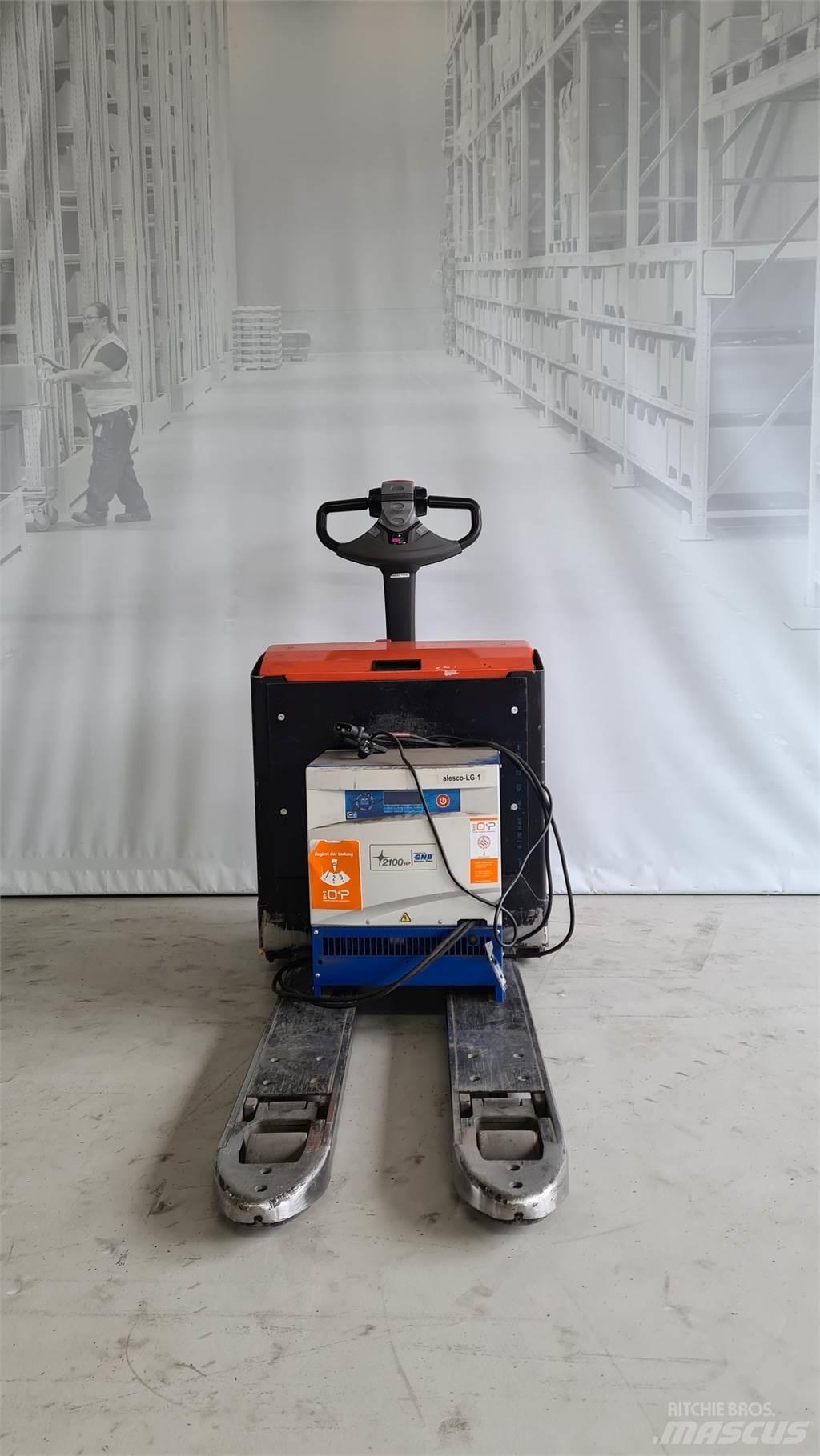 Toyota LWE 200 Transpaleta manuala