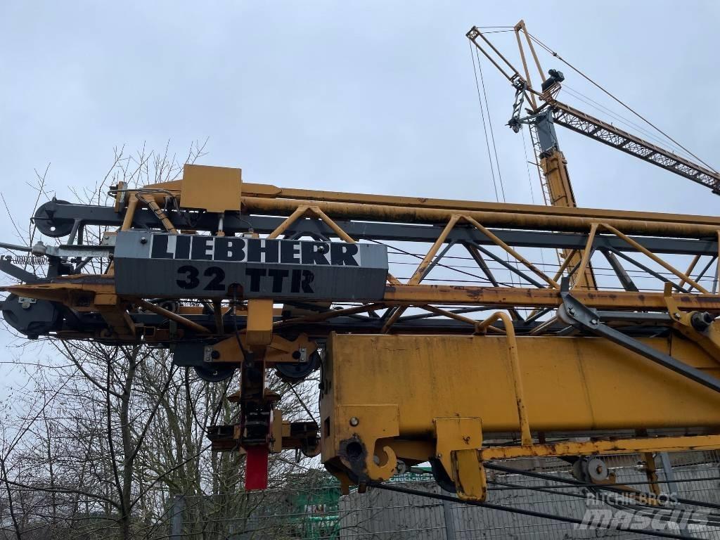 Liebherr 32TTR Macarale turn