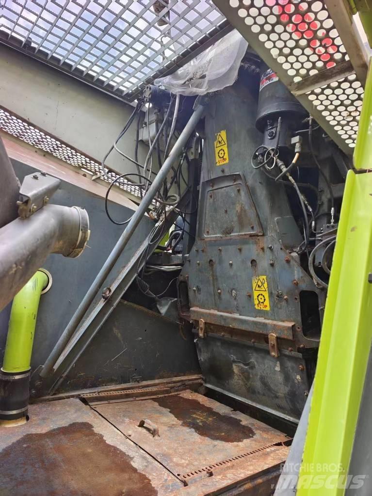 CLAAS Jaguar 870 Forajere cu autopropulsare