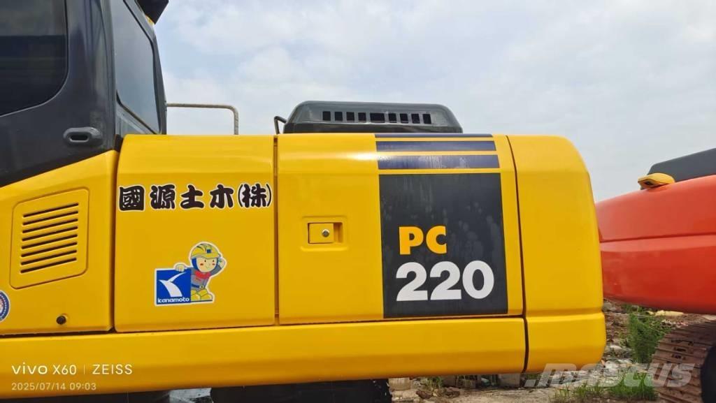 Komatsu PC 220-7 Excavatoare pe șenile
