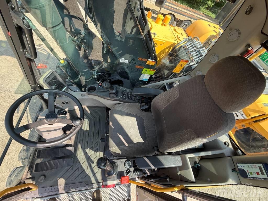 Volvo EW 140 D Excavatoare cu roti