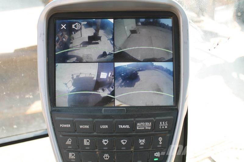 Hyundai HX 130 LCR Excavatoare 7t - 12t