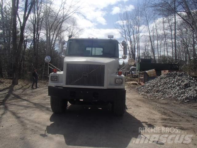 Volvo WG Camion cabina sasiu