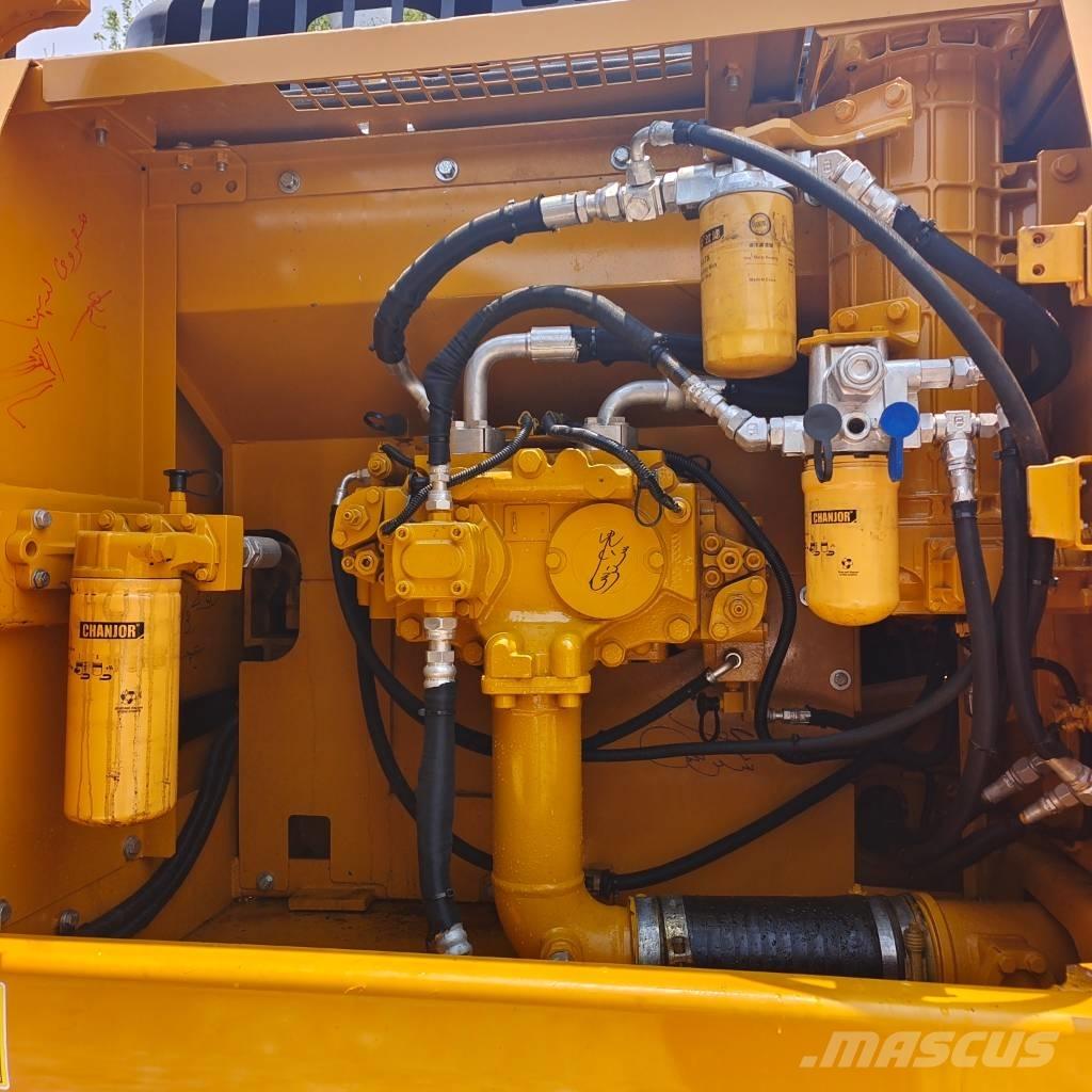CAT 324 D L Excavatoare pe șenile
