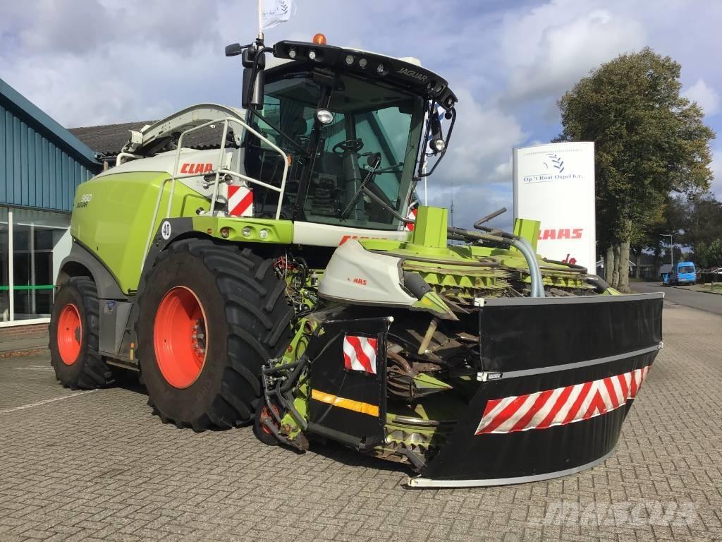 CLAAS Jaguar 960 4WD Combine de secerat