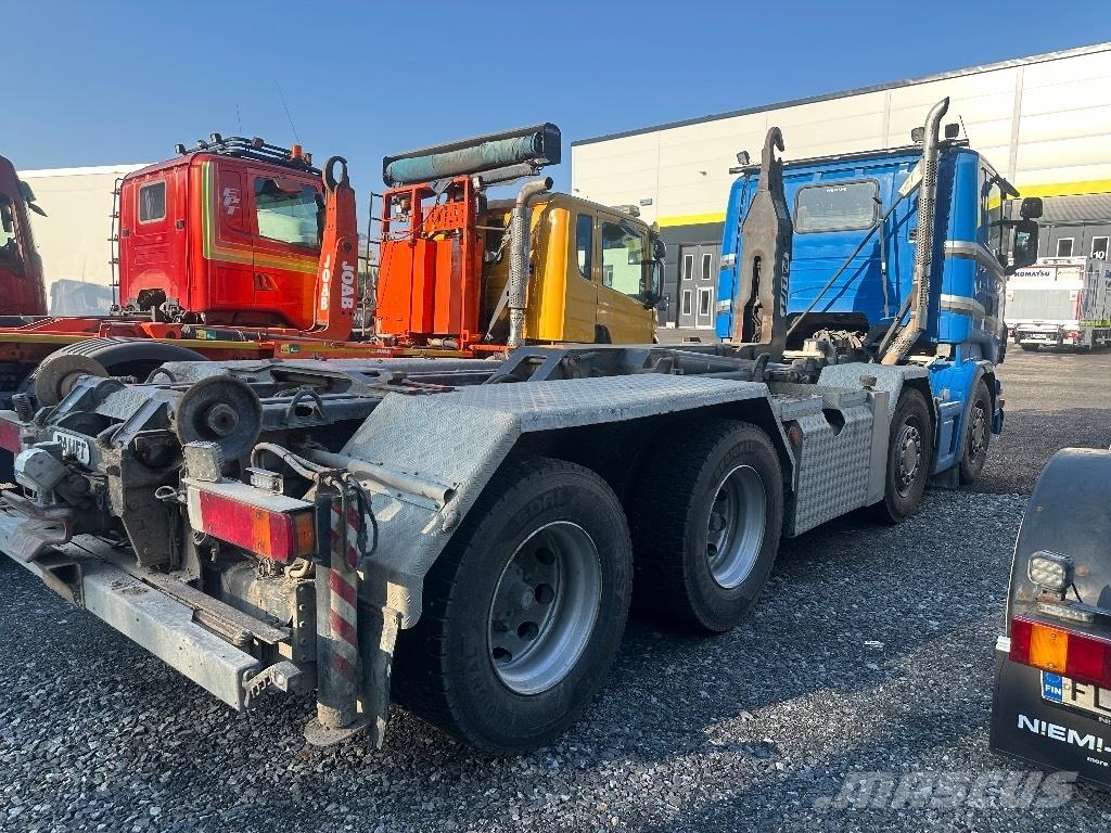 Scania R420 8X4/4 Camion cu carlig de ridicare