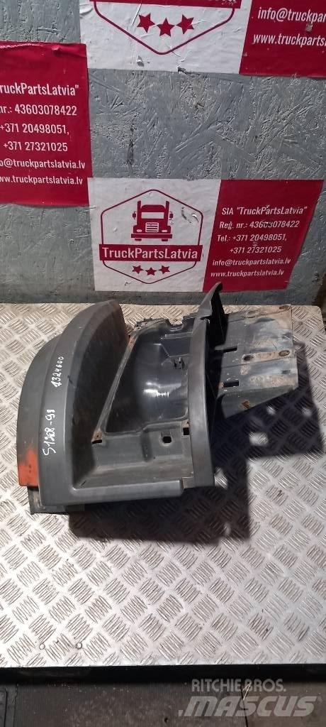 Scania 94 D.     1324600 Cabine si interior