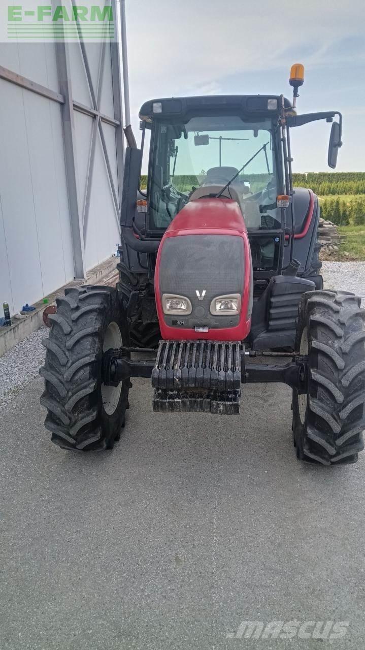 Valtra N101 PRO Tractoare