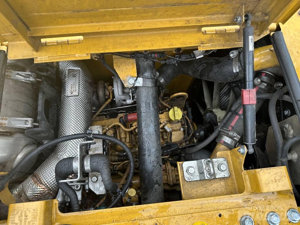 CAT 315 Excavatoare pe șenile
