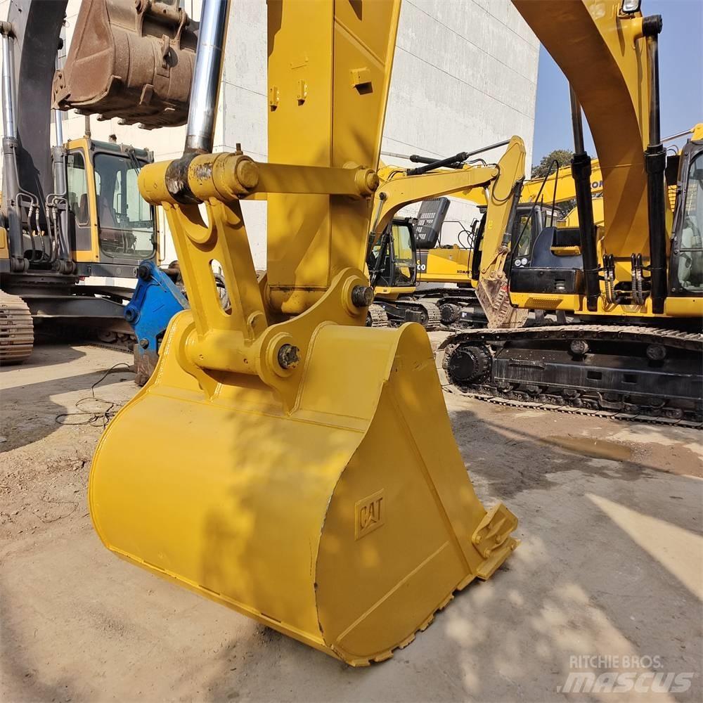 CAT 329 D Excavatoare pe șenile
