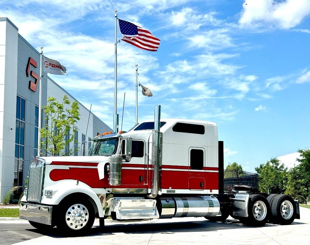 Kenworth W 900 Autotractoare