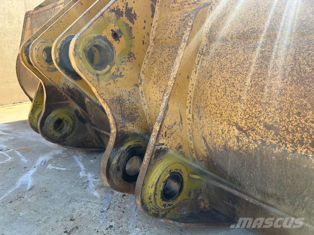 CAT 980 bucket Pistoane