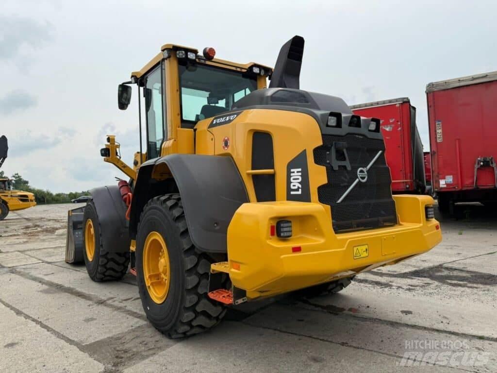 Volvo L90H Incarcator pe pneuri