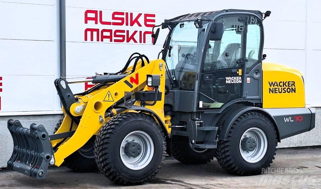 Wacker Neuson WL 70 Incarcator pe pneuri