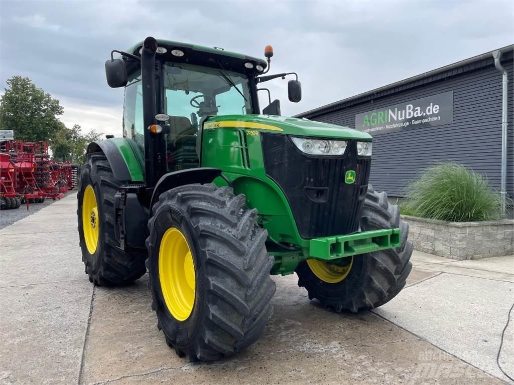 John Deere 7230 R Tractoare