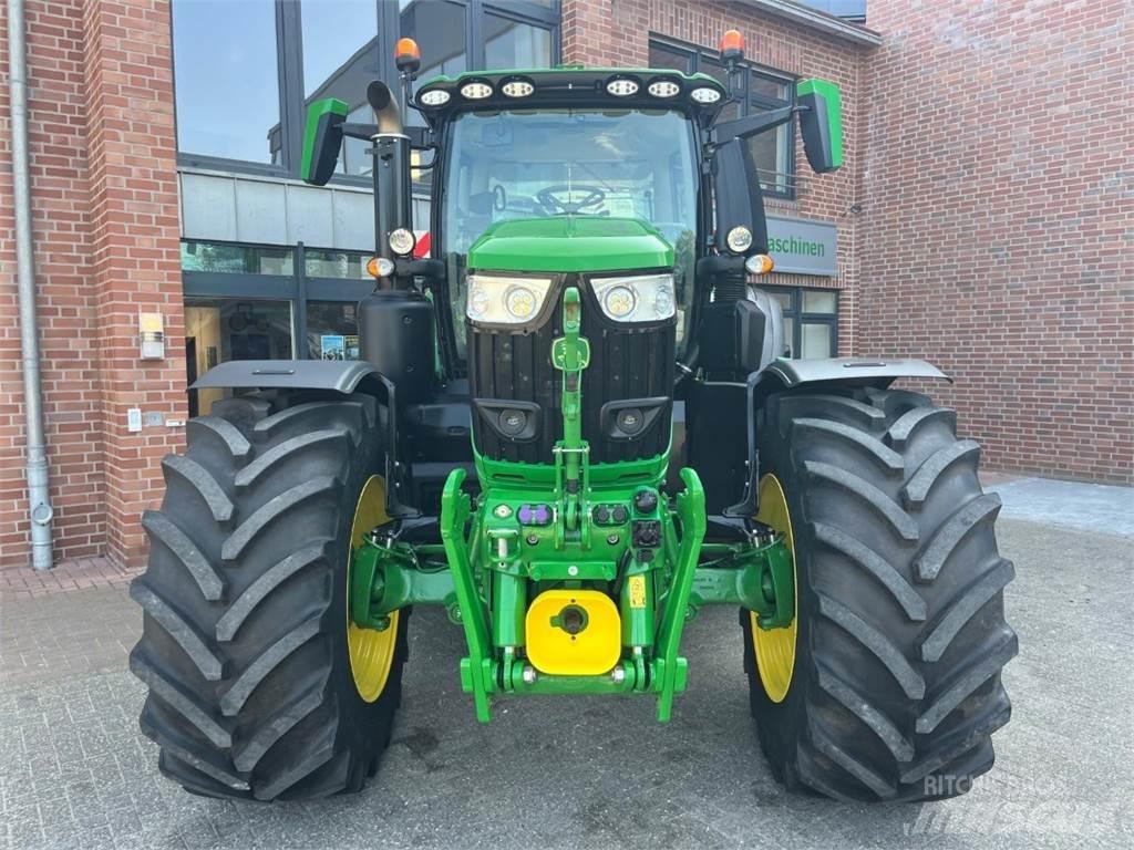 John Deere 6R250 Tractoare