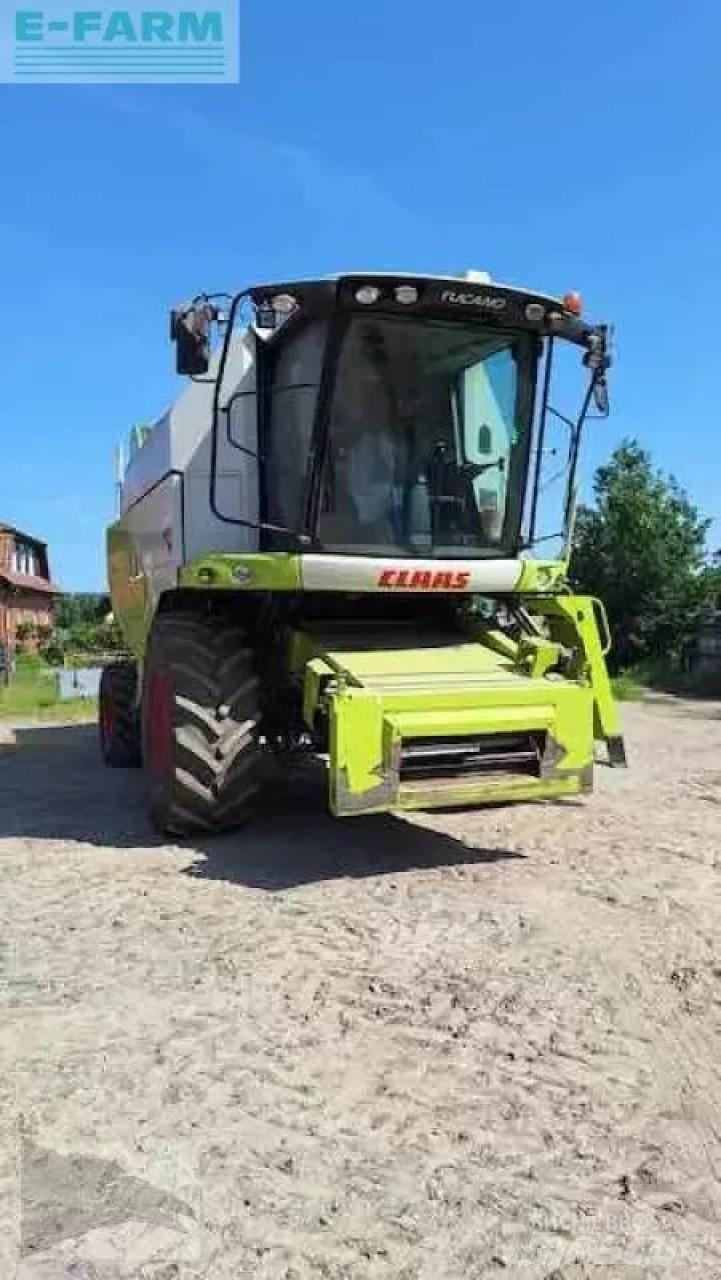 CLAAS tucano 430 Combine de secerat