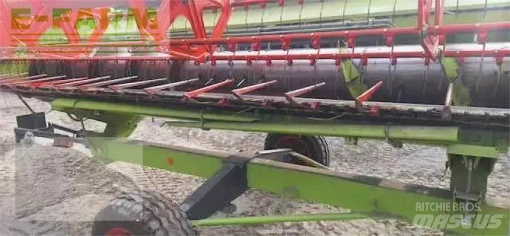 CLAAS tucano 430 Combine de secerat