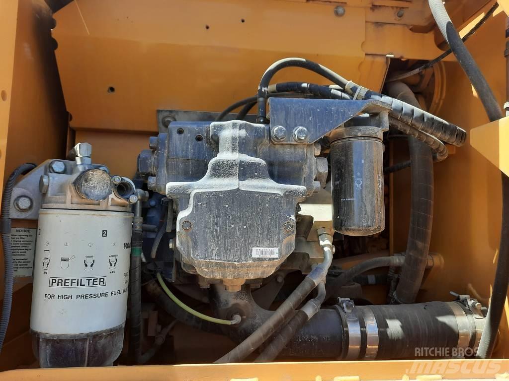 Komatsu PC 210 Excavatoare pe șenile
