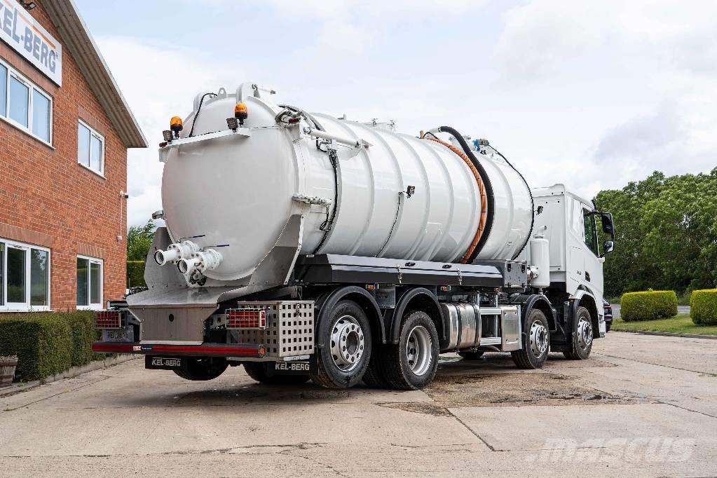 DAF XD 450 FAX 8x2 Cisterne