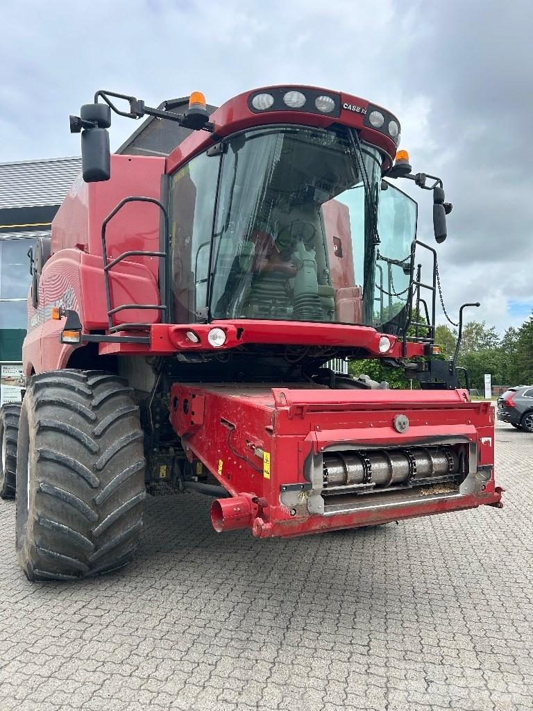 Case IH 9120 Combine de secerat