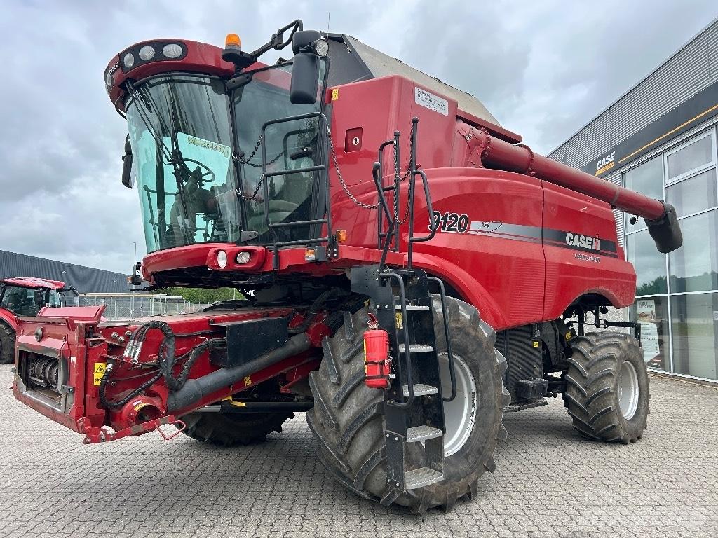 Case IH 9120 Combine de secerat