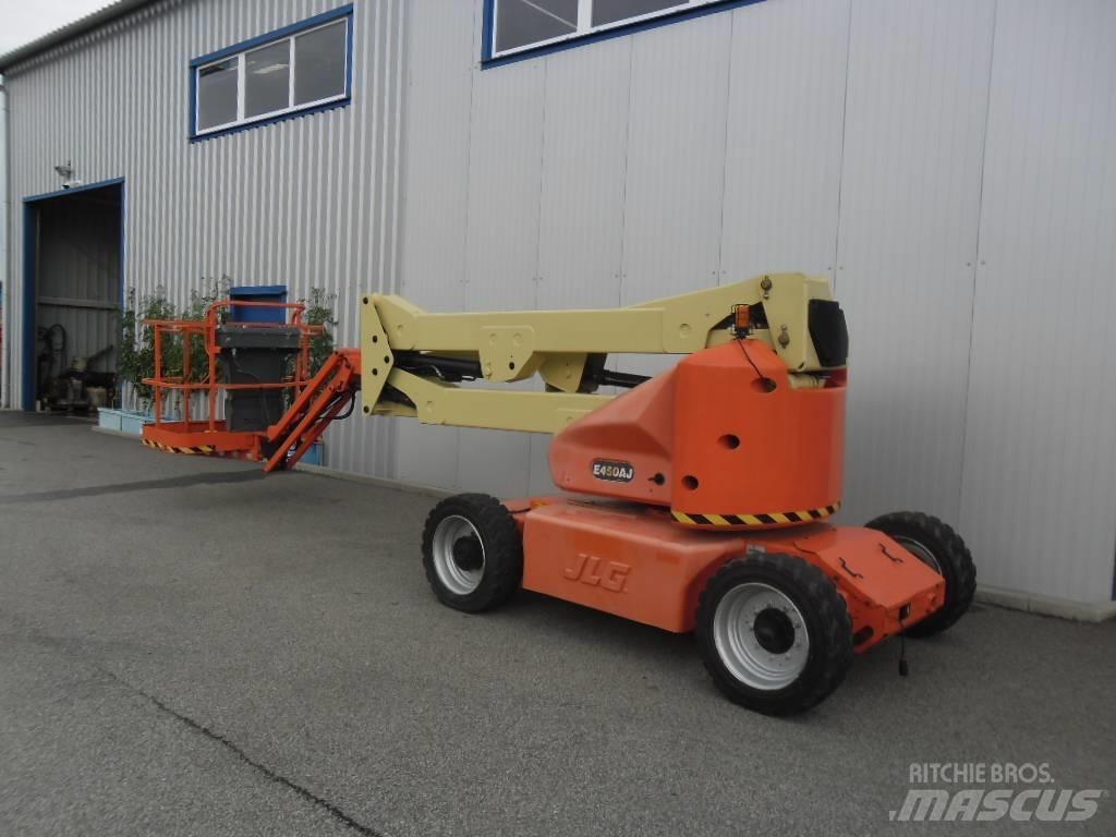 JLG E 450 AJ Nacele cu brat articulat