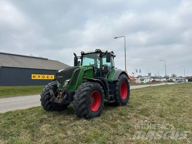 Fendt 828 Vario Tractoare