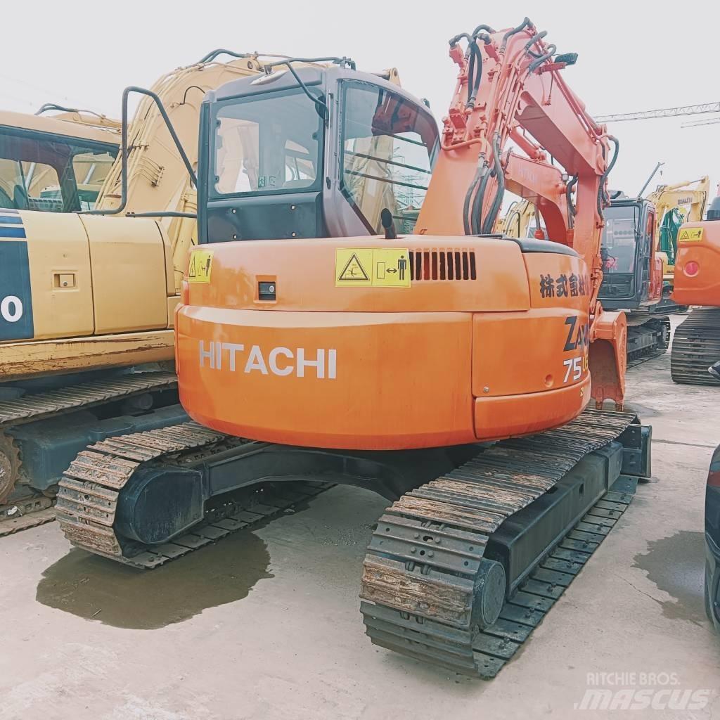 Hitachi ZX 75 US Excavatoare 7t - 12t