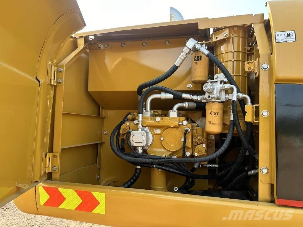 CAT 320 C L Excavatoare pe șenile
