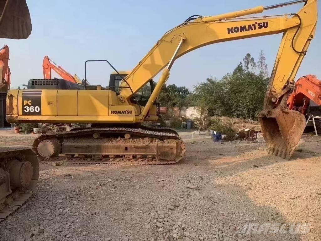 Komatsu PC 360 Excavatoare pe șenile
