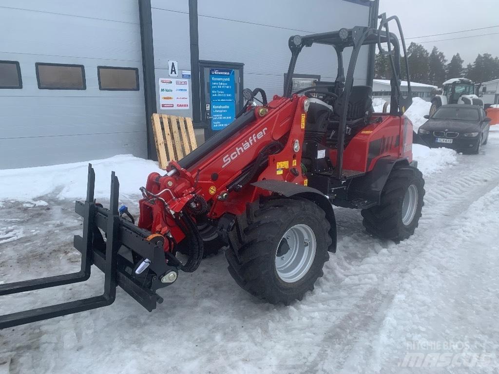 Schäffer 3650T Manipulatoare agricole