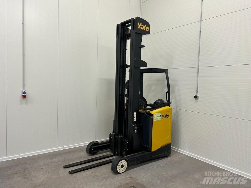 Yale MR 14 Stivuitor cu catarg retractabil