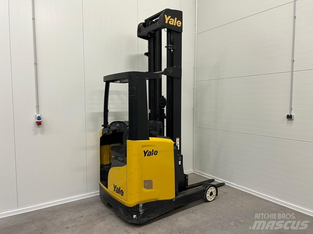 Yale MR 14 Stivuitor cu catarg retractabil