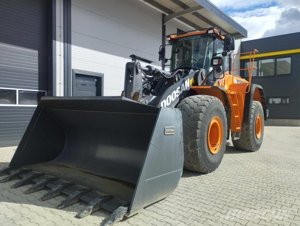 Doosan DL 420-5 Incarcator pe pneuri