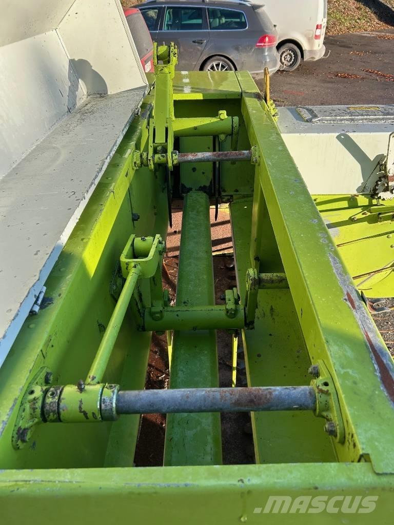 CLAAS Markant 51 Baler dreptunghiular