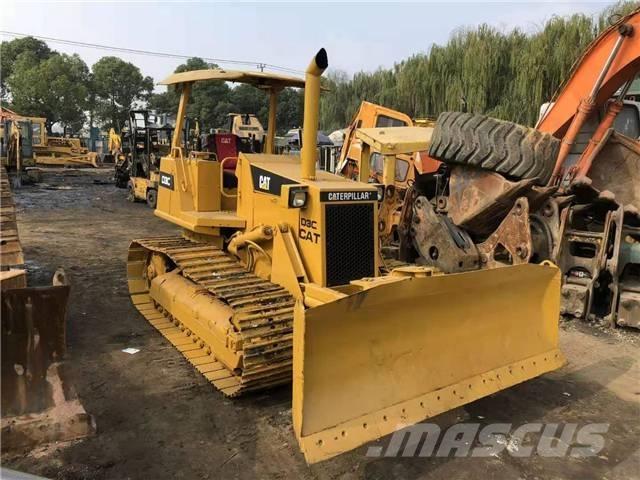 CAT D3C Buldozere pe senile