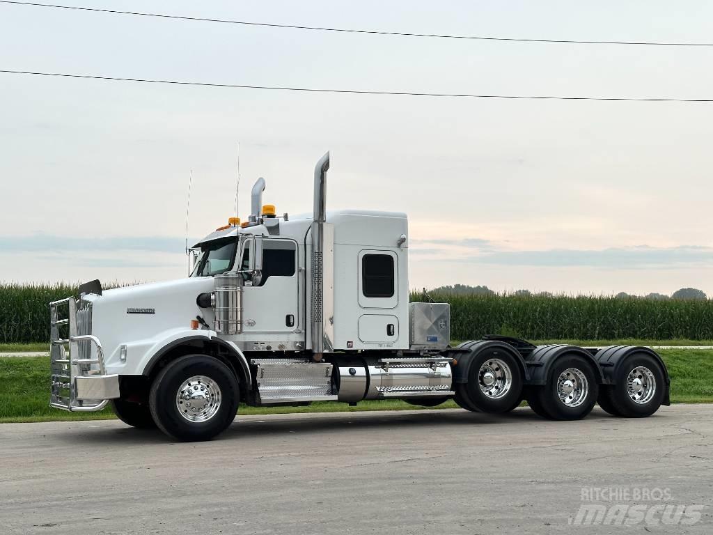 Kenworth T800 Autotractoare