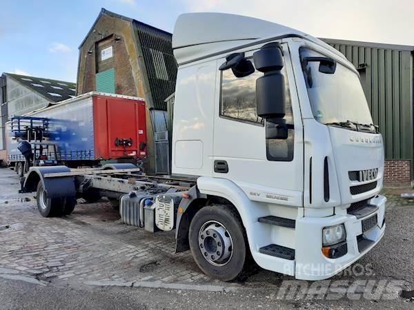 Iveco 120E22 Camion cabina sasiu
