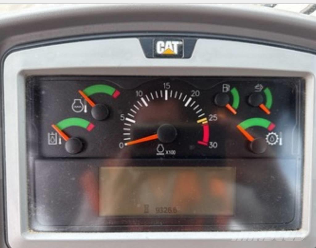CAT 966 M Incarcator pe pneuri