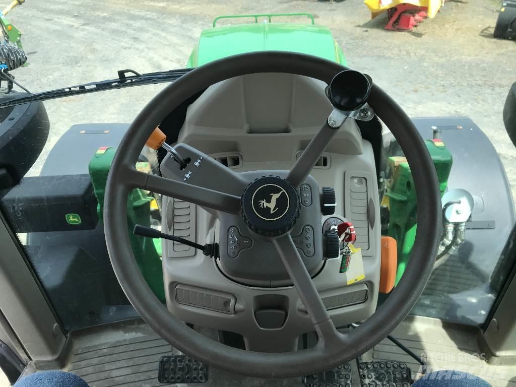 John Deere 6130 M Tractoare