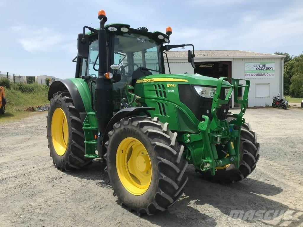 John Deere 6130 M Tractoare