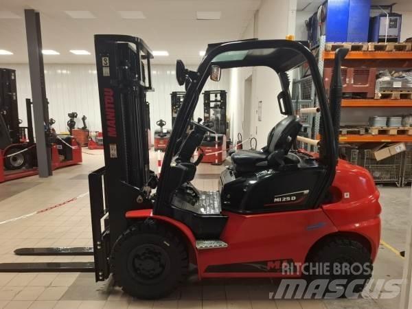 Manitou MI25D Masini de teren dificil