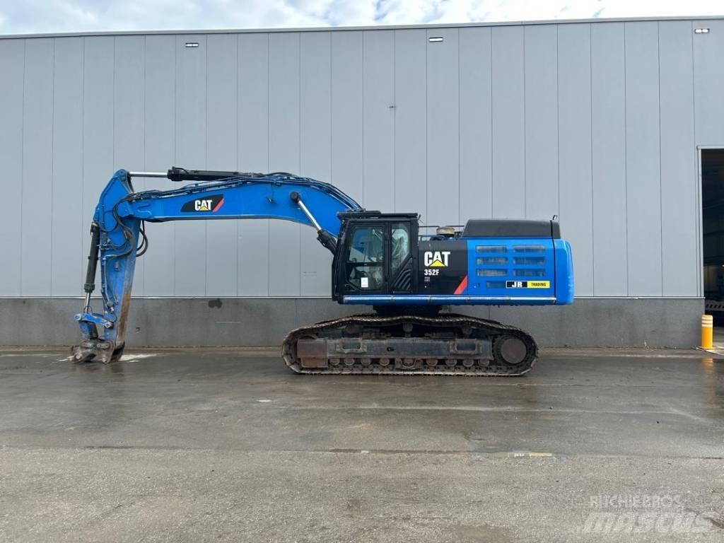 CAT 352 F XE Excavatoare pe șenile

