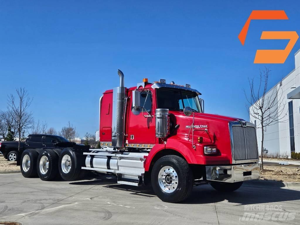 Western Star 4900 SB Autotractoare
