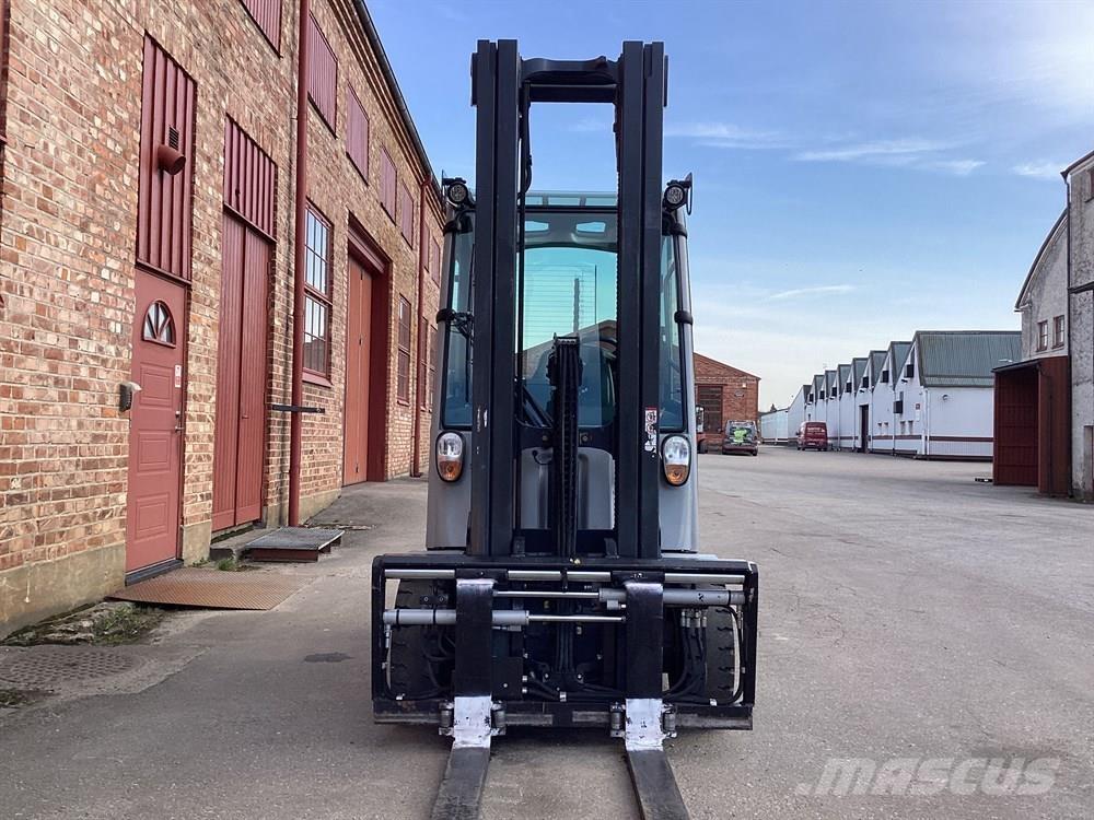 Still RX 70-25 Diesel trucks