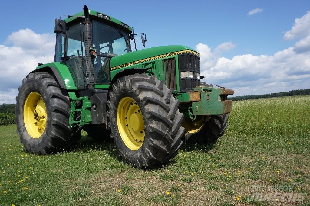 John Deere 7800 Tractoare