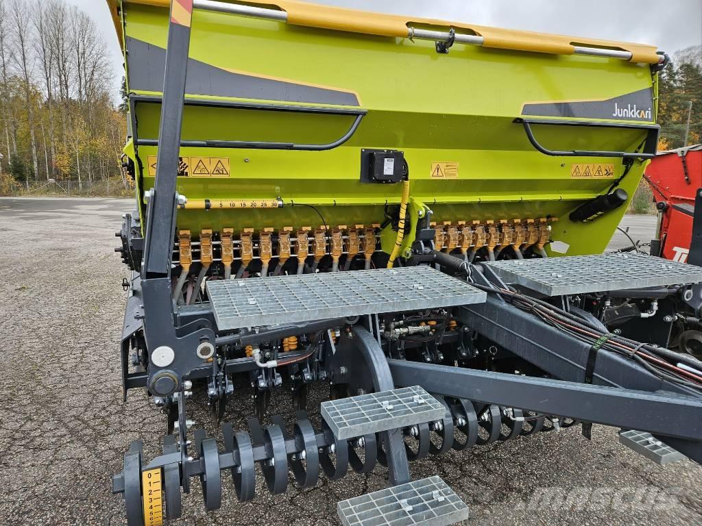 Junkkari T300 Semanatoare